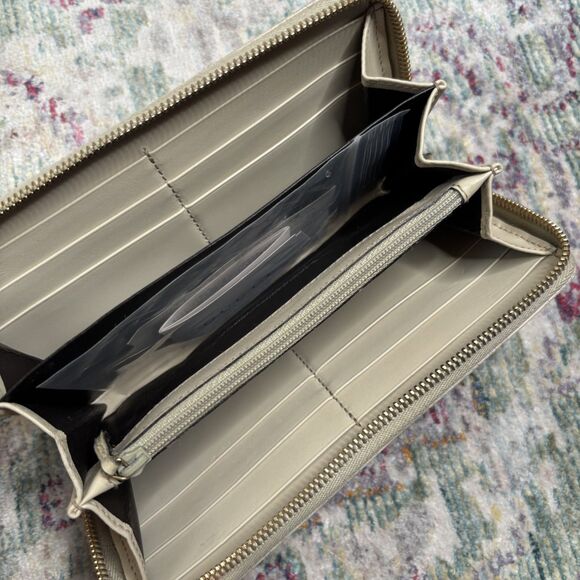 Gucci Guccissima Continental Zip Wallet - Picture 11 of 16